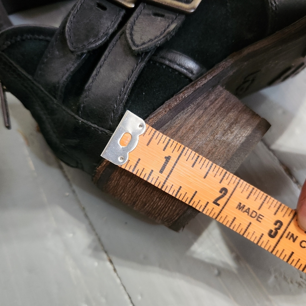 Ugg Patsy Black Leather Cutout Belted Buckle Deta… - image 7